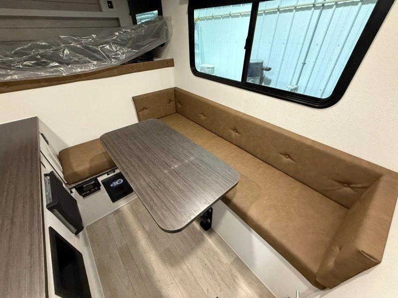 Palomino Real Lite 580h 2026 alt