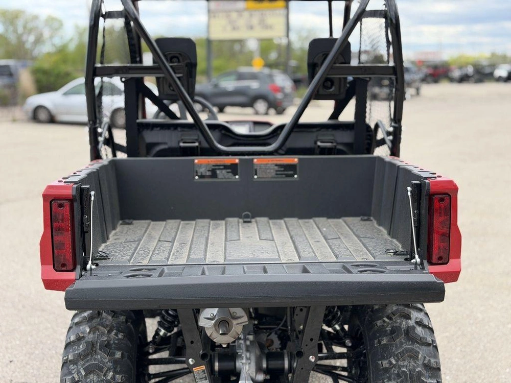 2026 Honda Pioneer 520 alt