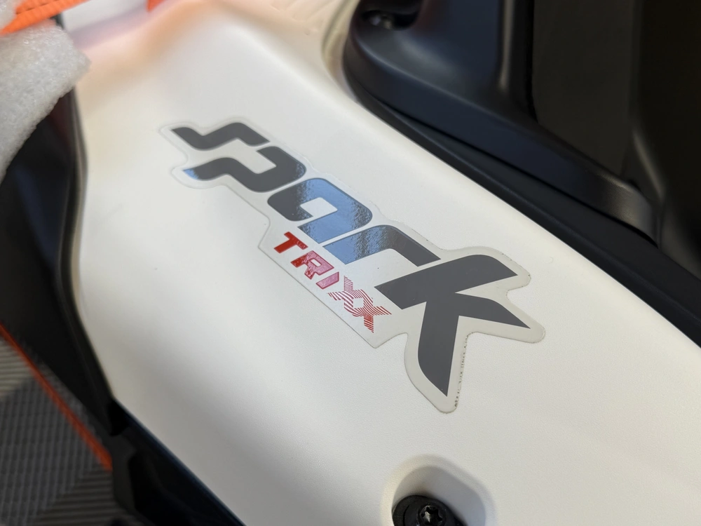 2026 Sea-doo Spark™trixx For 3 Rotax® 900 Ace™ - 90 Ibr And Audio alt