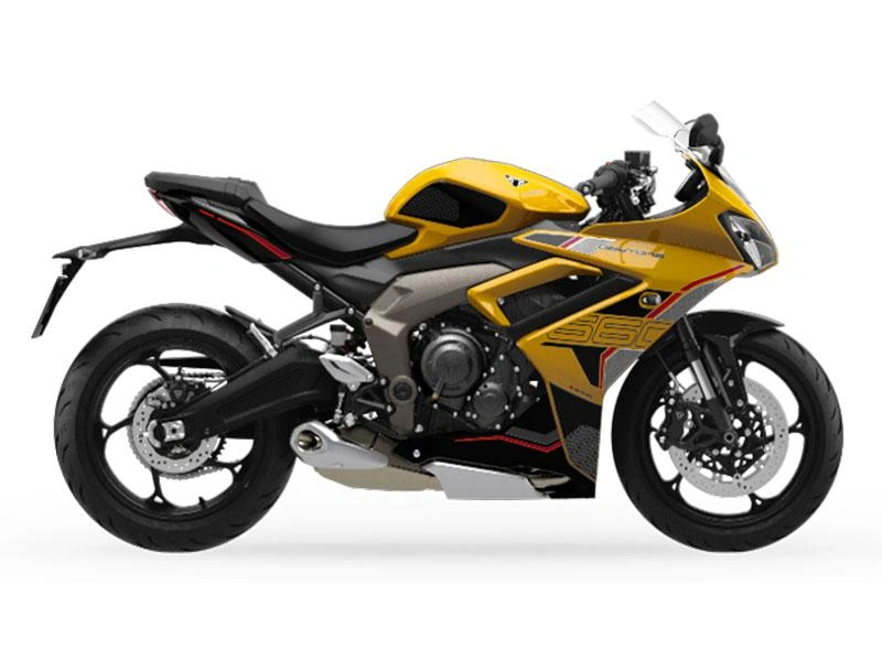 2026 Triumph Daytona 660 alt