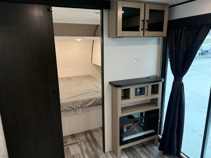 2026 Jayco Jayflight 380dqs alt