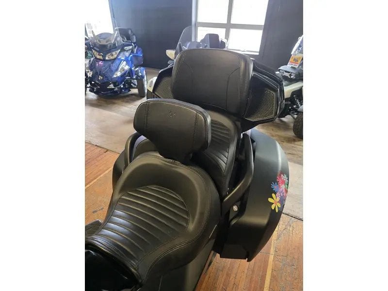 2024 Can-Am SPYDER  F3 LIMITED thumbnail 6