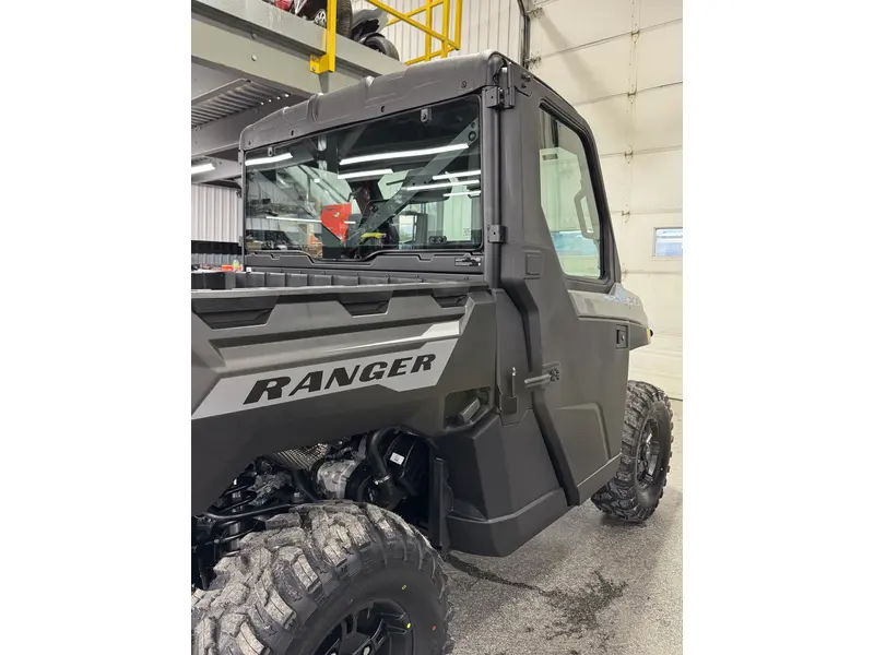 2027 Polaris RANGER XP 1000 CAB thumbnail 9