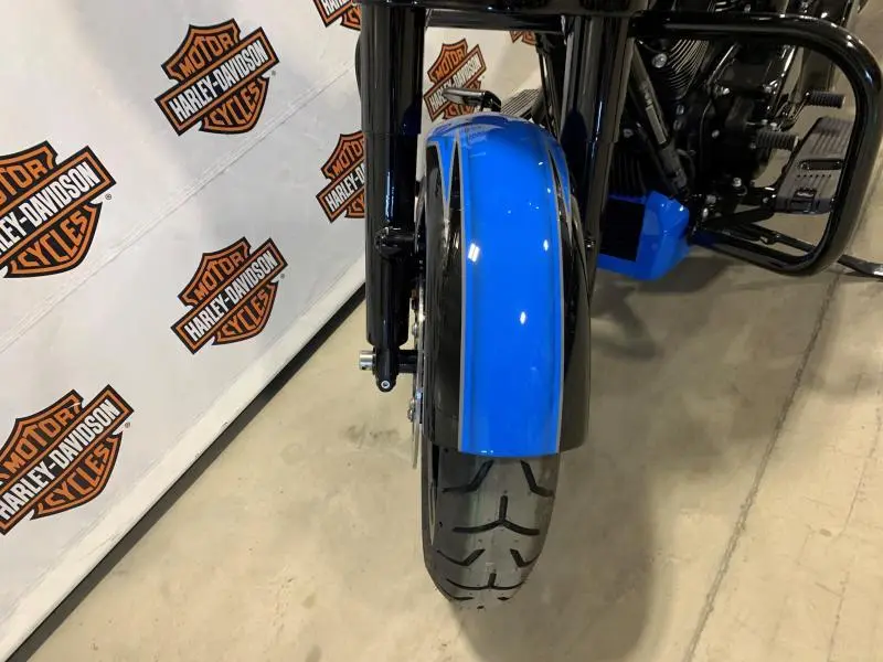 2020 Harley-Davidson FLHX thumbnail 17