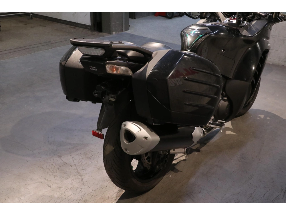 2014 Kawasaki Concours 14 alt