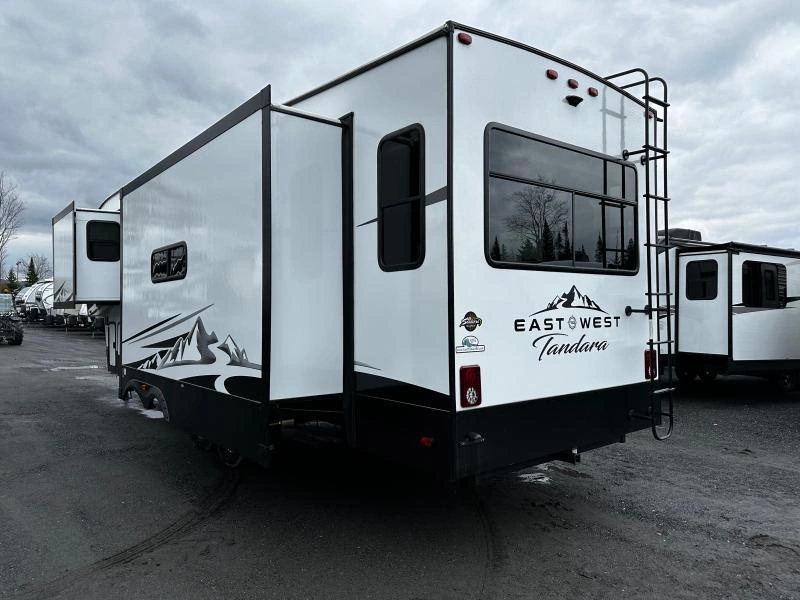 2023 East To West Tandara 320rl alt