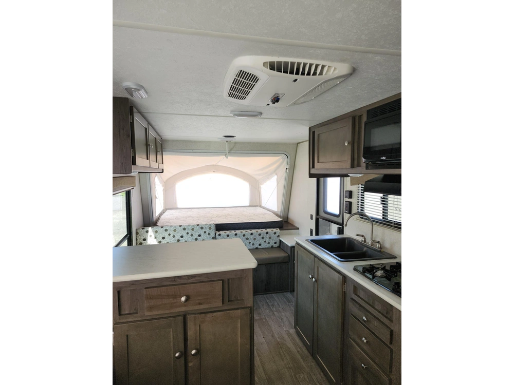 Coachmen Clipper 19 Tb 2019 alt
