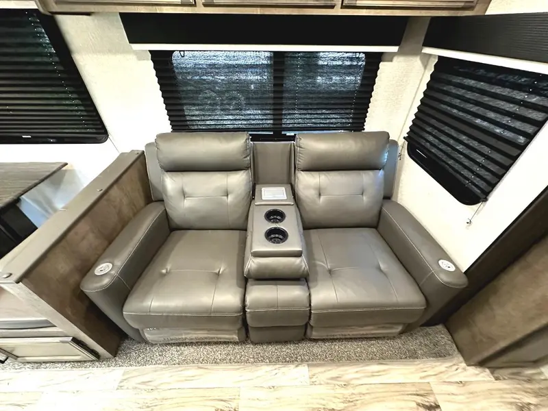 2022 Venture RV Sporttrek 272VRK thumbnail 22
