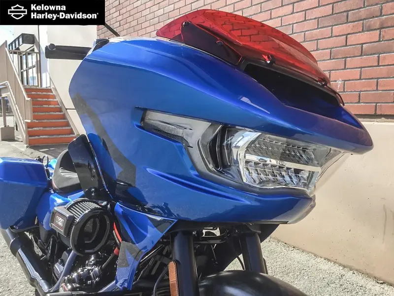 2026 Harley-Davidson FLTRXSTSE - CVO™ Road Glide® ST thumbnail 6