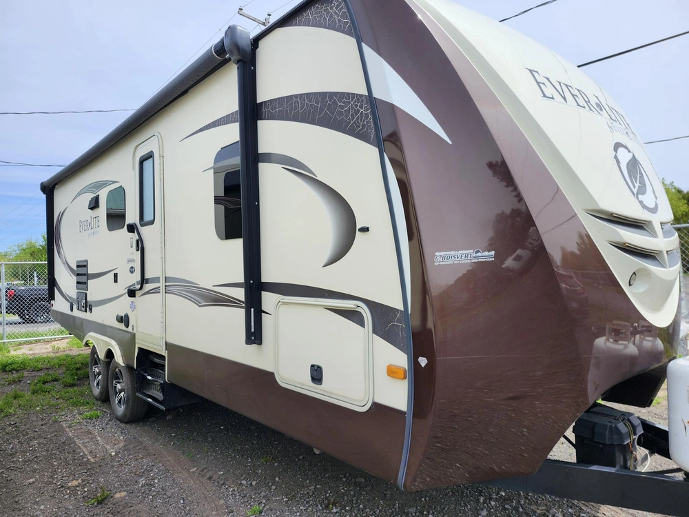 Ever-lite 242rbs 2015 alt
