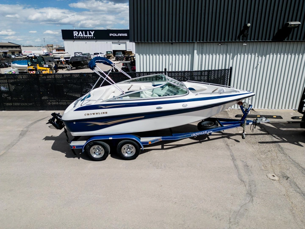 2003 Crownline 192 alt