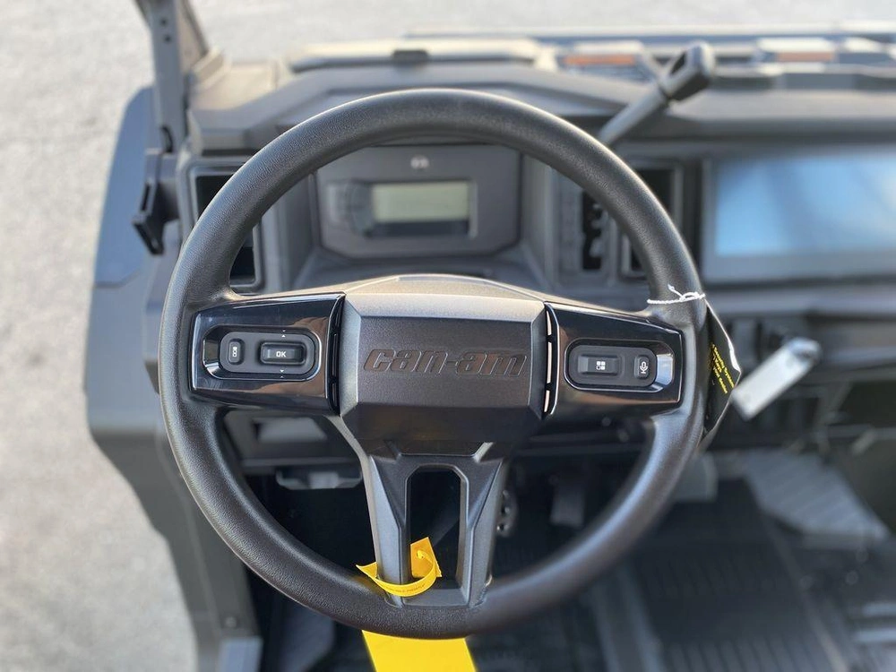 2026 Can-am Defender Max Xt Hd11 With 10.25 In.display alt