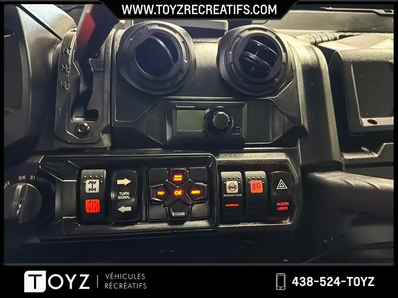 2023 Can-Am DEFENDER HD10 PRO LIMITED CAB TOIT JL AUDIO thumbnail 21
