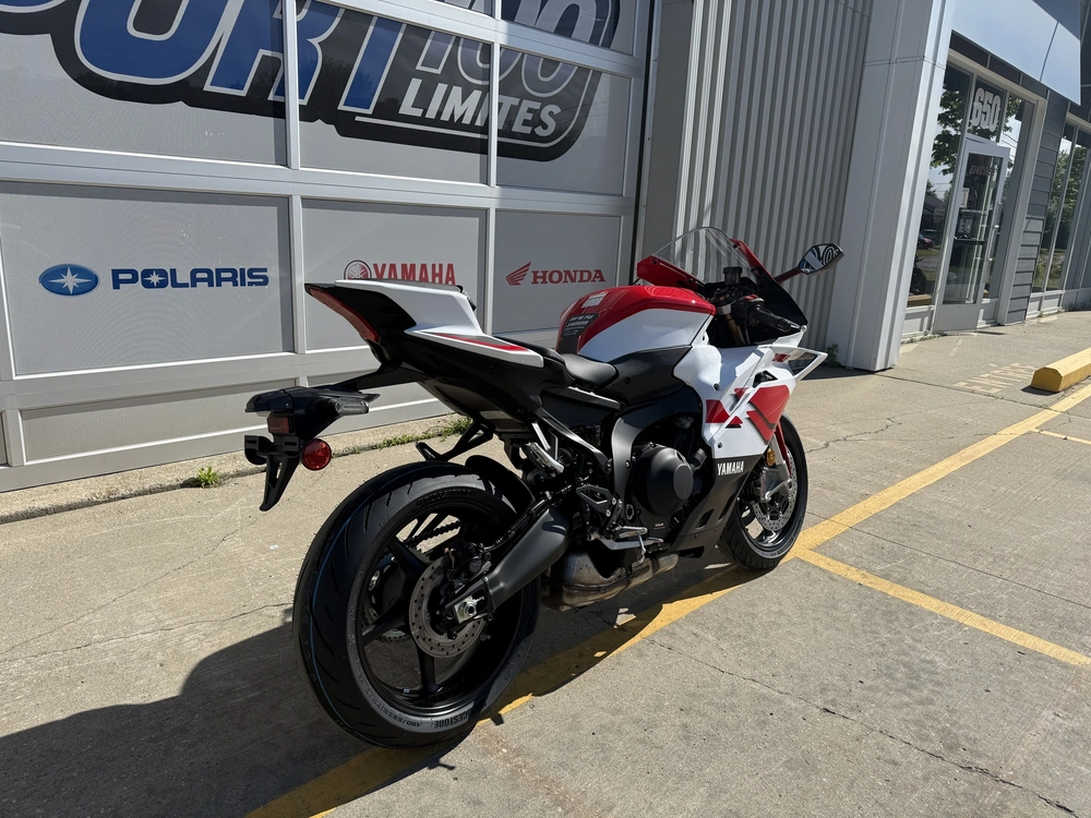 Yamaha Yzf-r9 70e Anniversaire 2026 alt