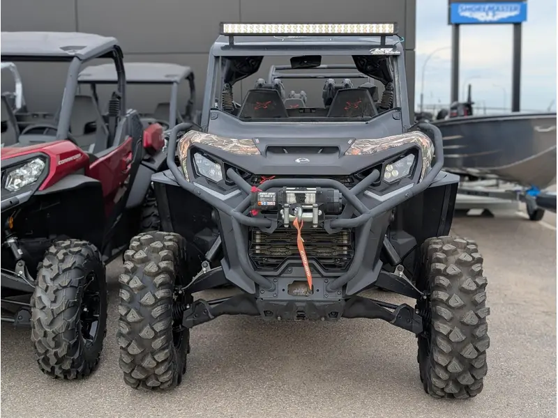 2024 Can-Am Commander X mr 1000R thumbnail 2