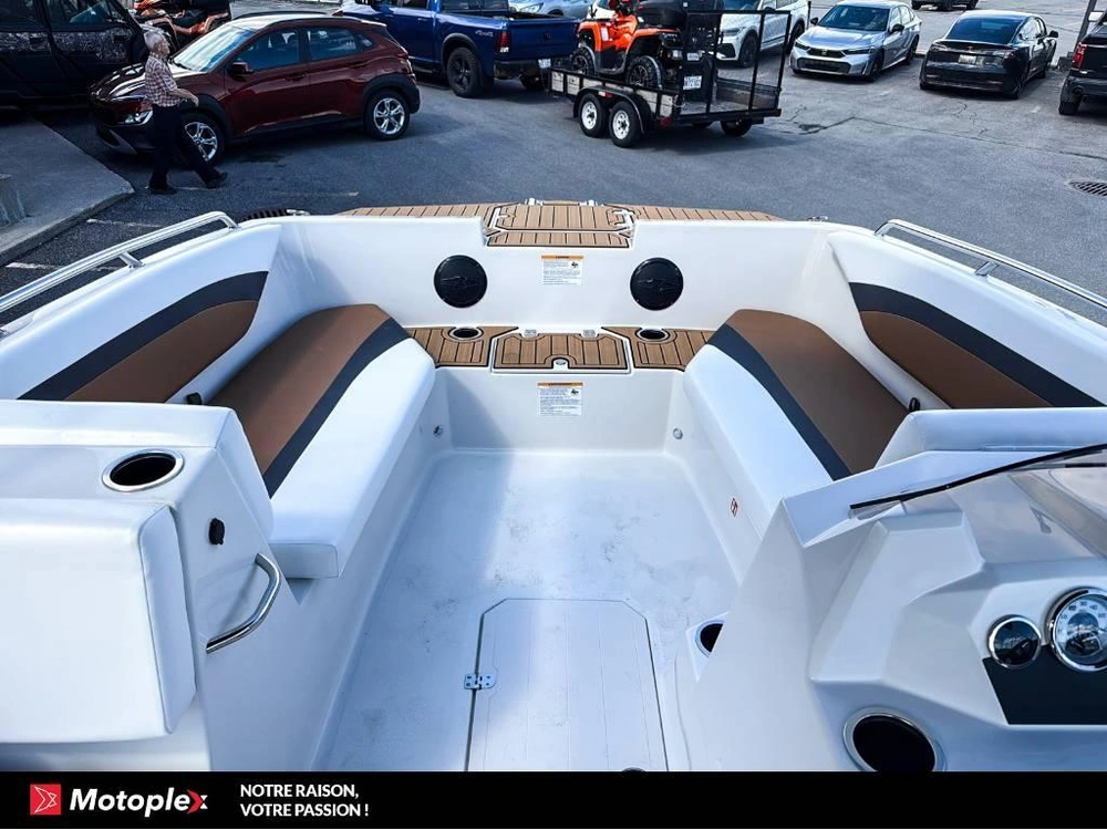 2025 Starcraft Svx 171 Ob 90hp Deck Boat Bateau Ponté alt