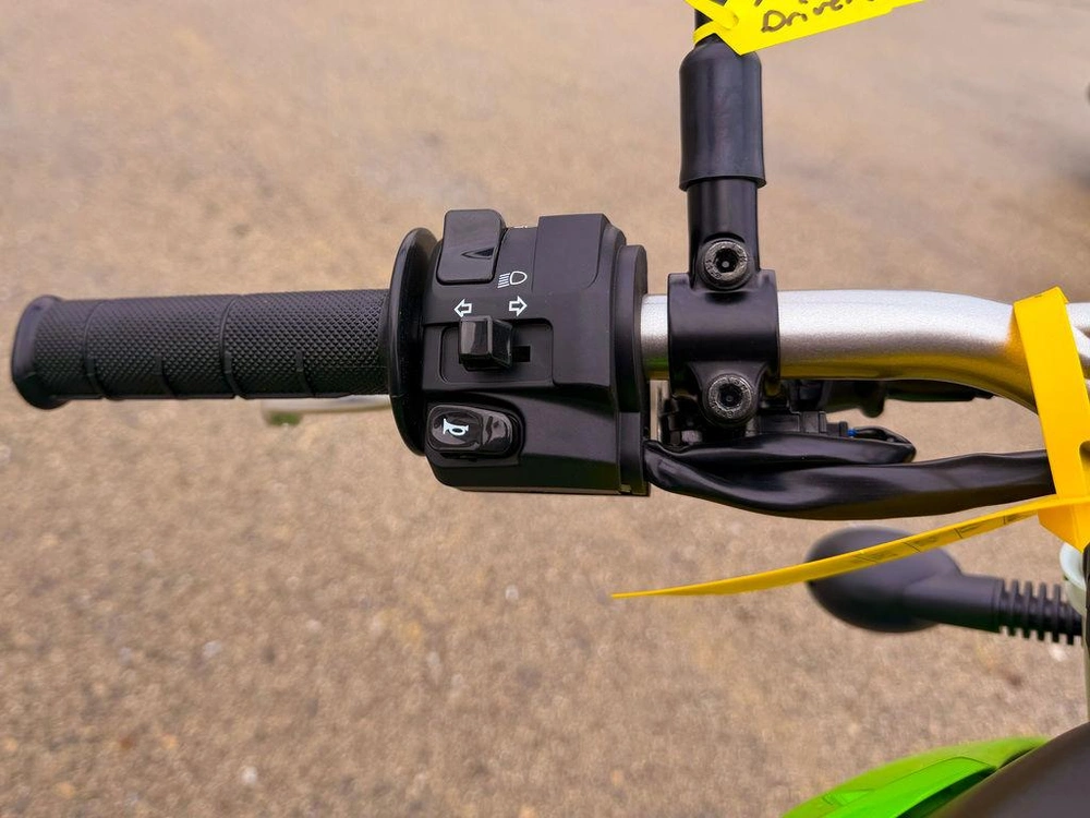 2026 Kawasaki Klx®300 alt