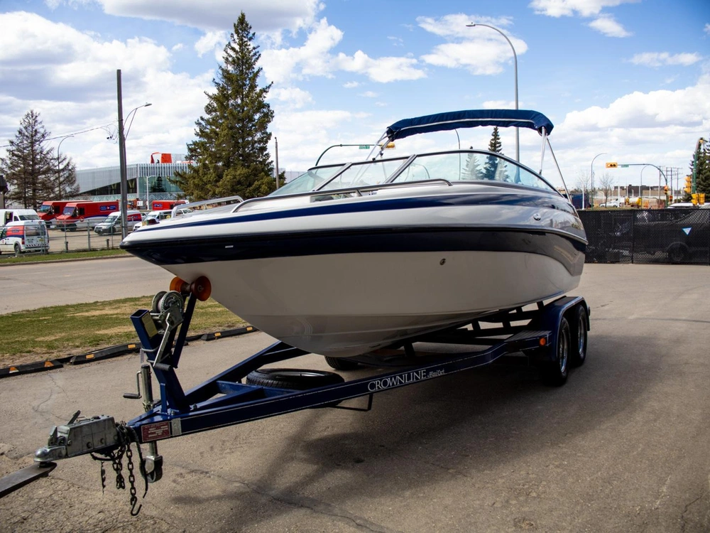 2003 Crownline 192 alt