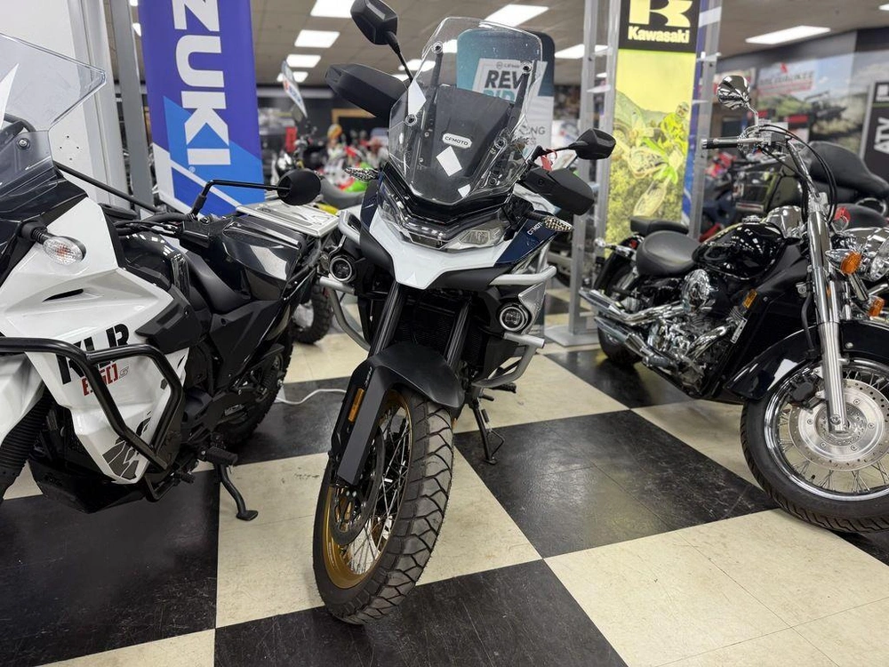 2025 Cfmoto Ibex 800 E alt