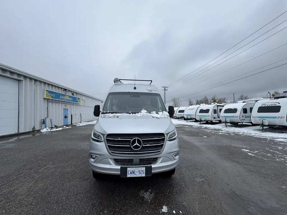 Winnebago Era 70b 2022 alt