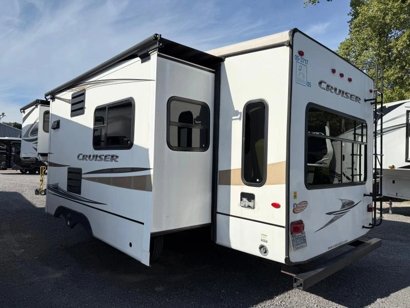 Crossroads Cruiser 30es 2012 alt