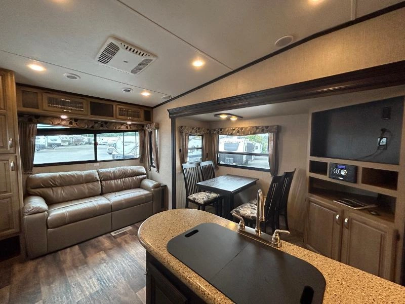 Crossroads Cruiser 25se 2016 alt