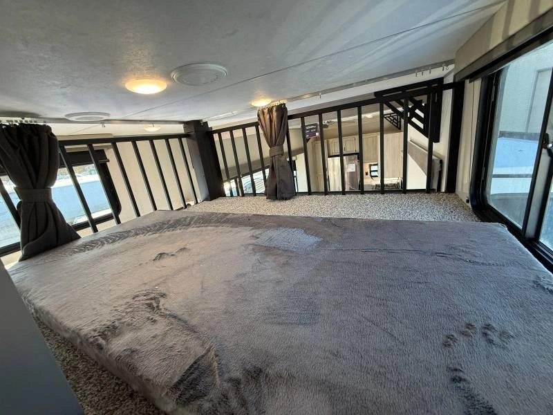 2026 Coachmen Catalina 44condo alt