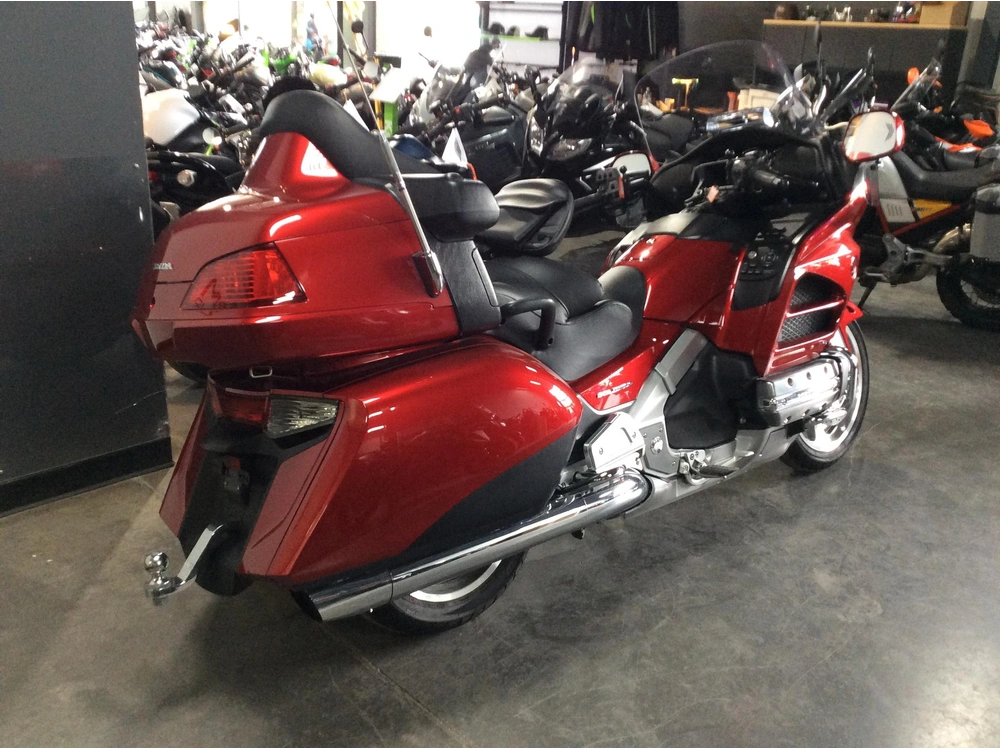 2017 Honda Goldwing 1800 alt