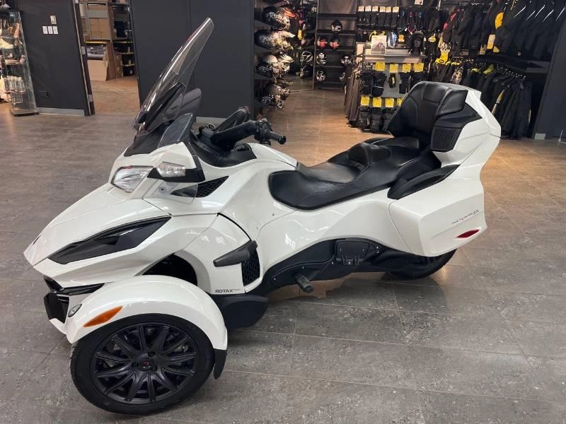 Can-am Rt Blanc Perlé 2018 alt
