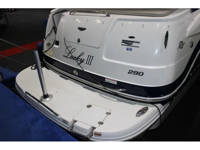 2016 Chaparral 290 Signature thumbnail 17