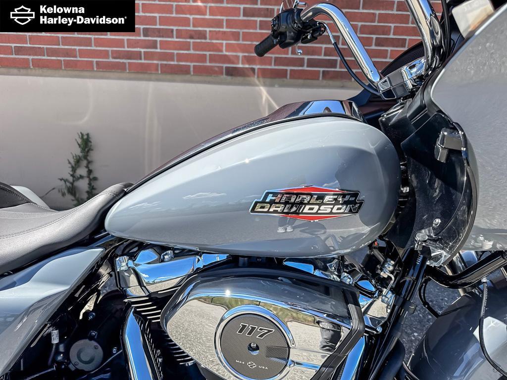 2026 Harley-Davidson FLTRX - Road Glide® thumbnail 9