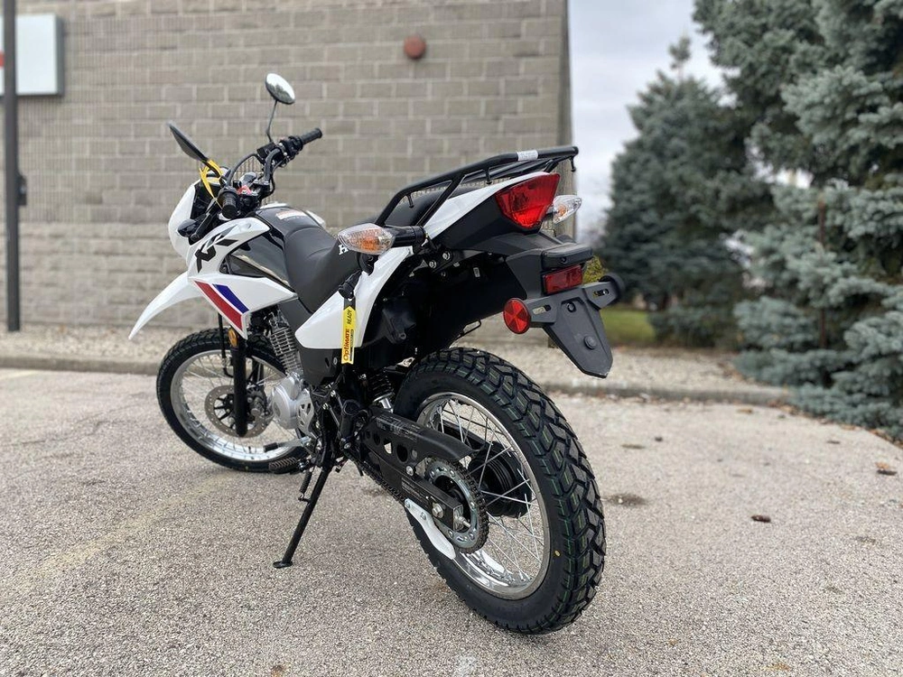 2025 Honda Xr150l alt
