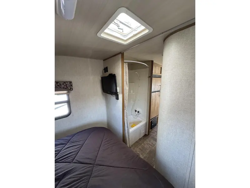 2018 Gulf Stream vista cruiser 19 ERD thumbnail 13