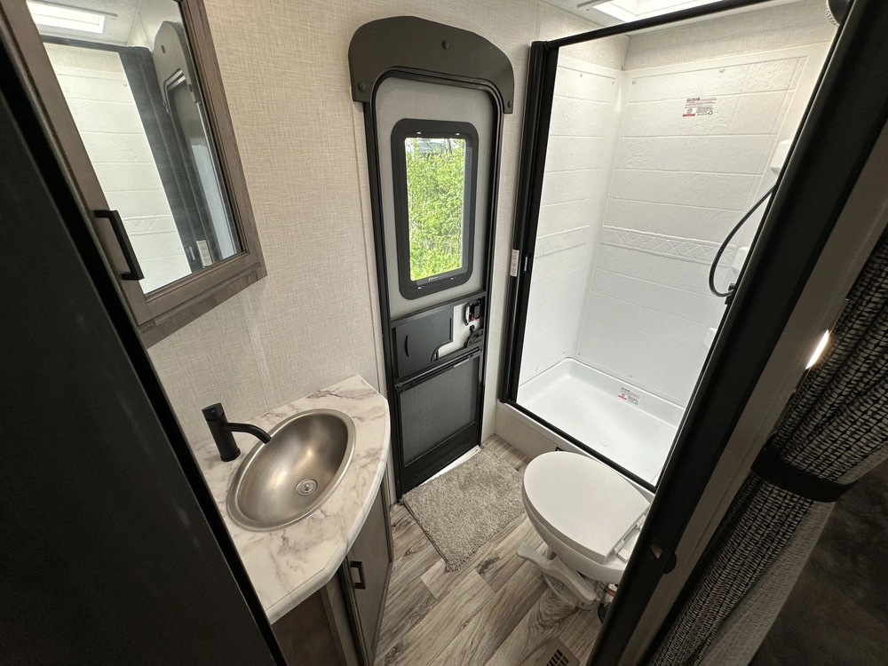 2023 Venture Rv Sporttrek 312vbh alt