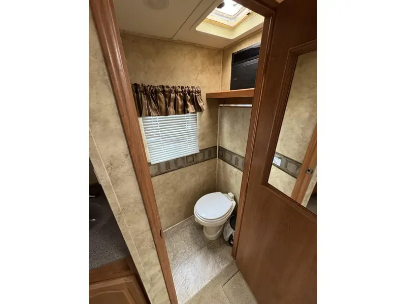 2008 Keystone RV MONTANA BIG SKY 340 RLQ thumbnail 19