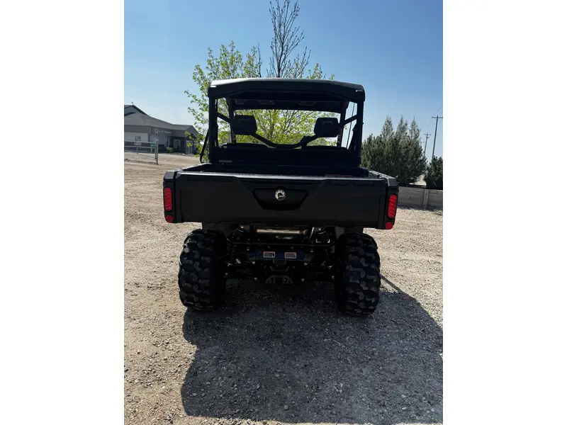 2026 Can-Am DEFENDER XT HD7 thumbnail 3
