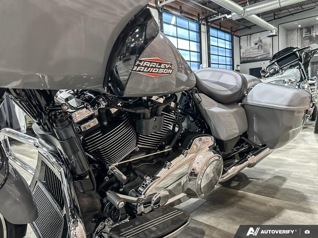 2026 Harley-Davidson ROAD GLIDE thumbnail 14