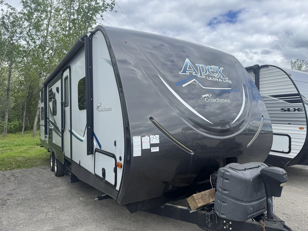 2017 Coachmen Apex 276 Bhss alt