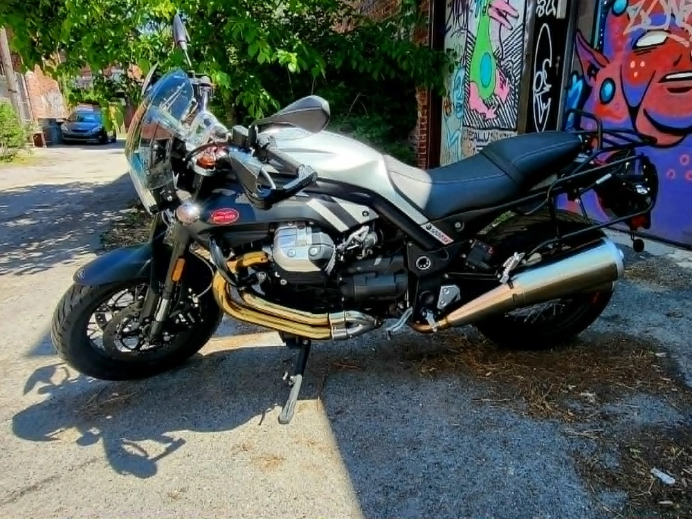 Moto Guzzi Griso 1200 2017 alt