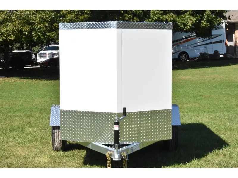 2026 Rhino Galvanized Enclosed 4' x 8' SA