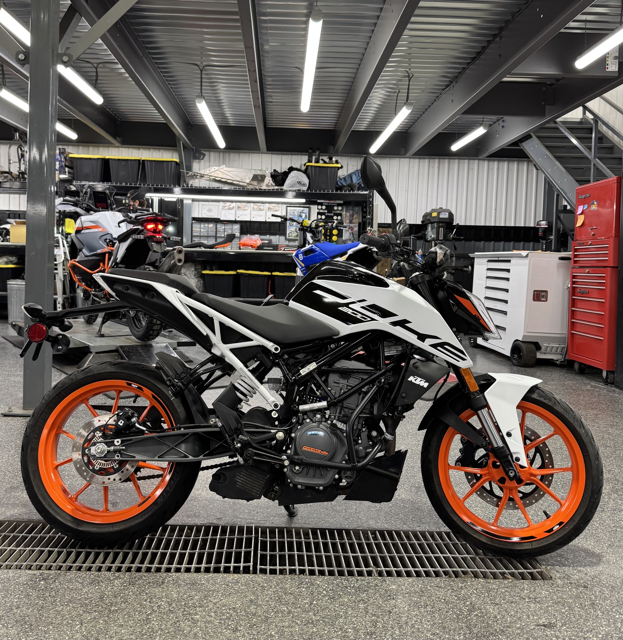 2020 KTM DUKE 200