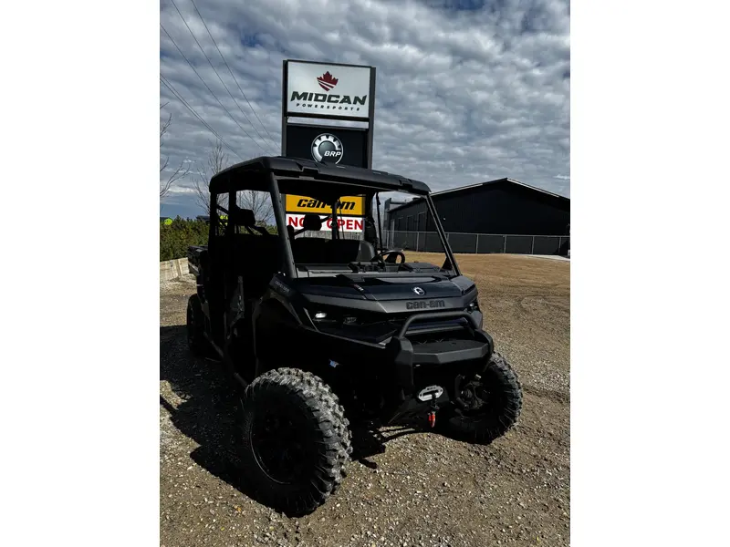 2026 Can-Am DEFENDER MAX XT HD11 WITH 10.25" SCREEN thumbnail 4