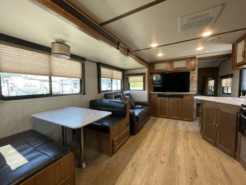 2020 Gulfstream Envision 284qb alt