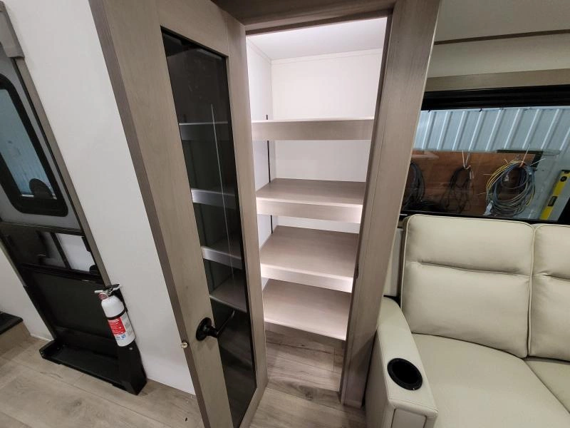Grand Design Reflection 324mbs 2026 alt