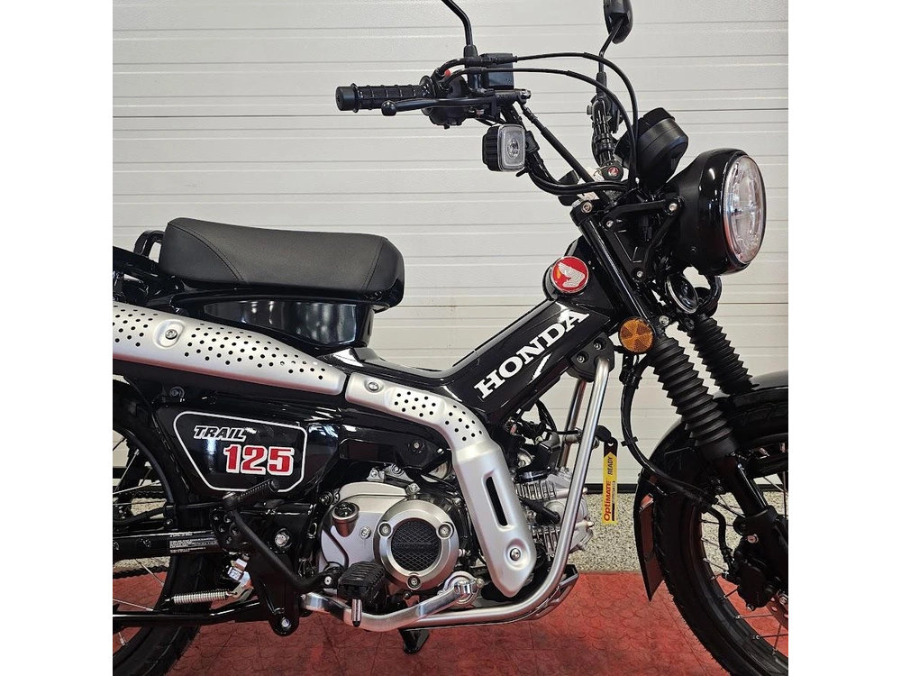 2026 Honda Trail 125 Abs alt
