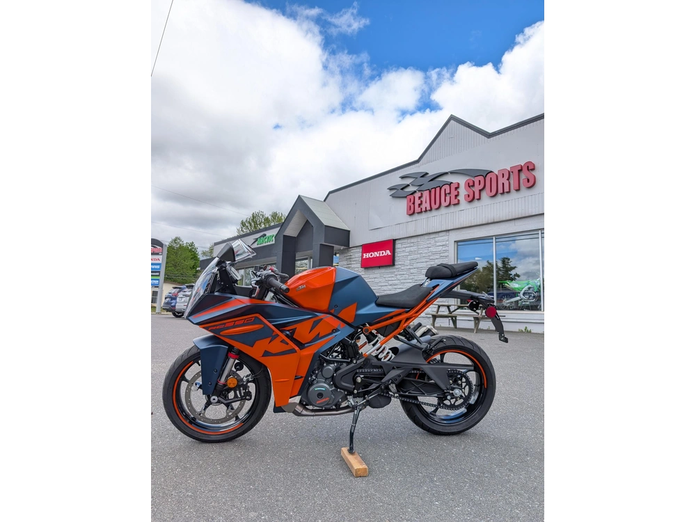 Ktm Rc 390 Rc390 🎯 Moto Sport 210km Ninja 400 R3 Cbr500r Lightweight Performance Presque Neuve 🟢 2023 alt