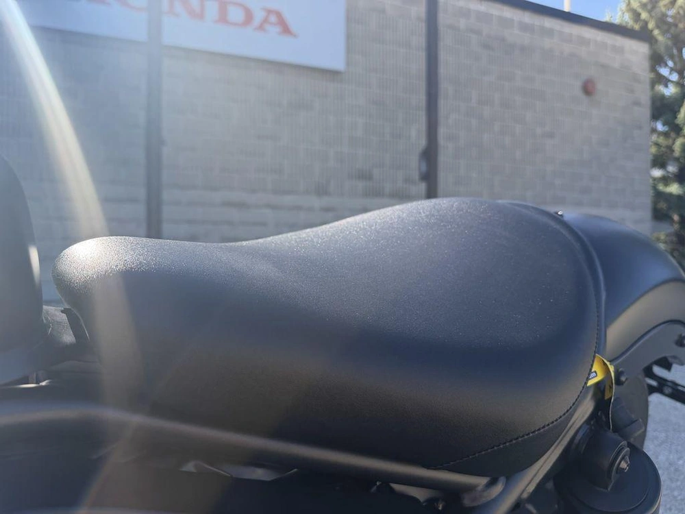 2026 Honda Rebel 300 E-clutch alt