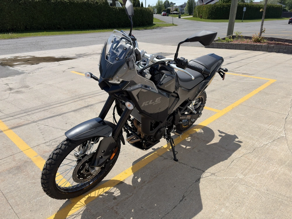 Kawasaki Kle500 2026 alt