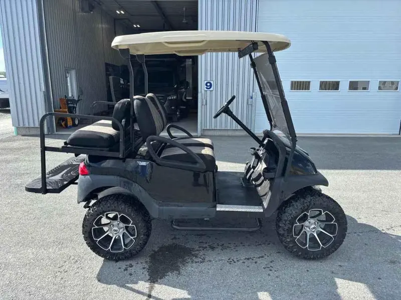 2015 Club Car Precedent thumbnail 3