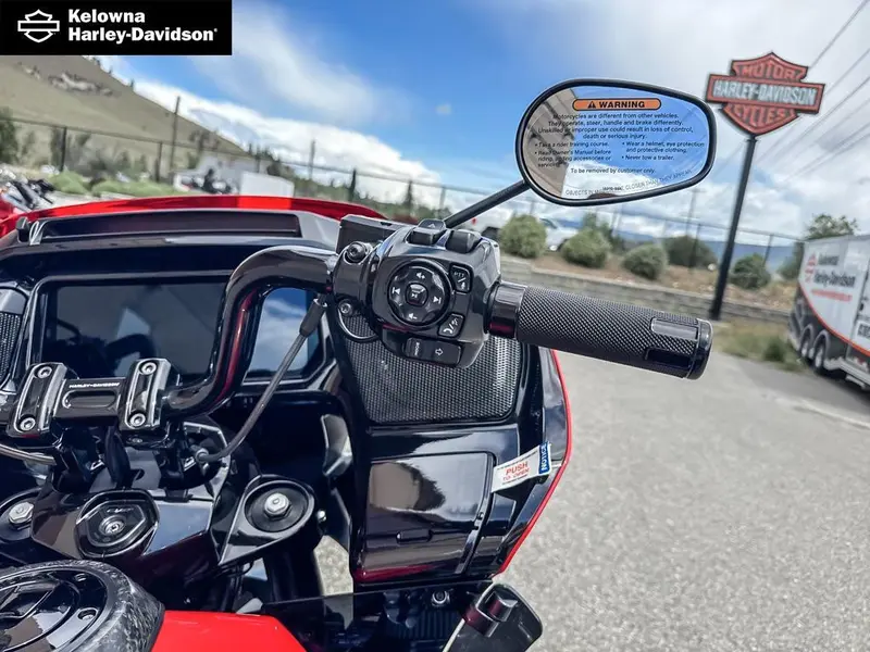 2026 Harley-Davidson FLTRXSTSE - CVO™ Road Glide® ST thumbnail 16